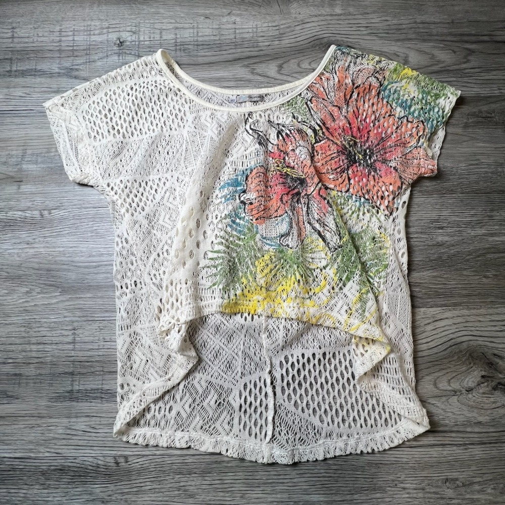 Maurices Crochet Top Womens 2 Cream Floral Graphic High Low Boho Short Sleeve